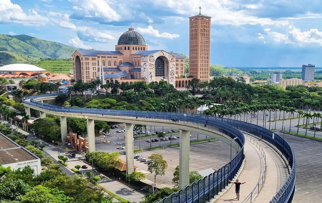 Aparecida do Norte • São Lourenço • Igreja Nhá Chica